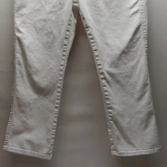 Venus Jeans Women's Size 10 White Embroidered Rhinestone Bling Ankle Crop GUC - Picture 3 of 11